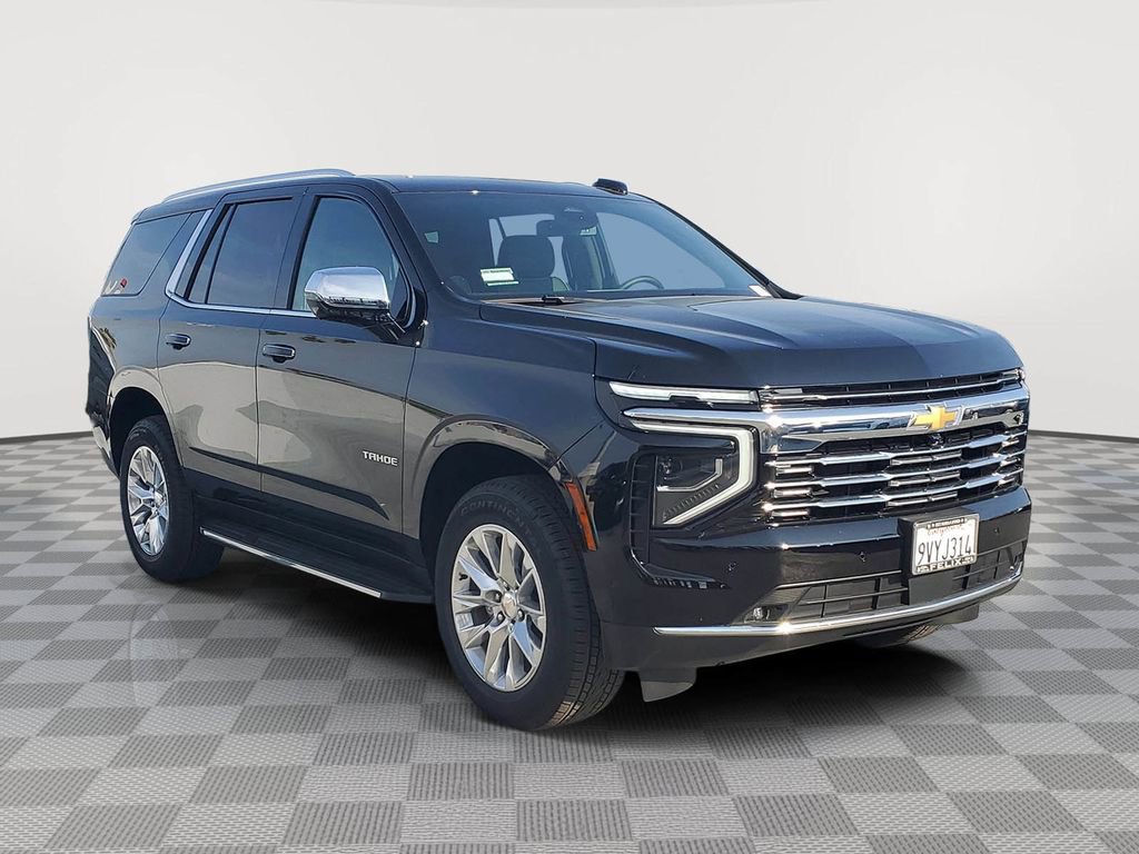 Used 2025 Chevrolet Tahoe Premier RWD image 2