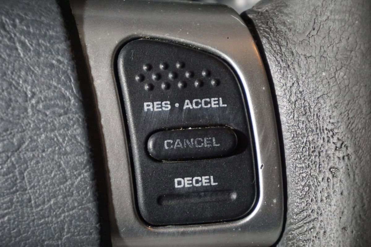 Used 2007 Jeep Liberty Limited AWD/4WD image 13