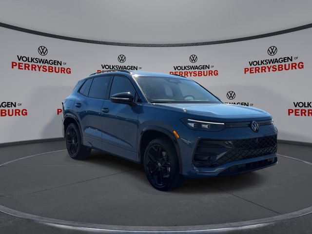 New 2026 Volkswagen Tiguan SE R-Line AWD/4WD image 2