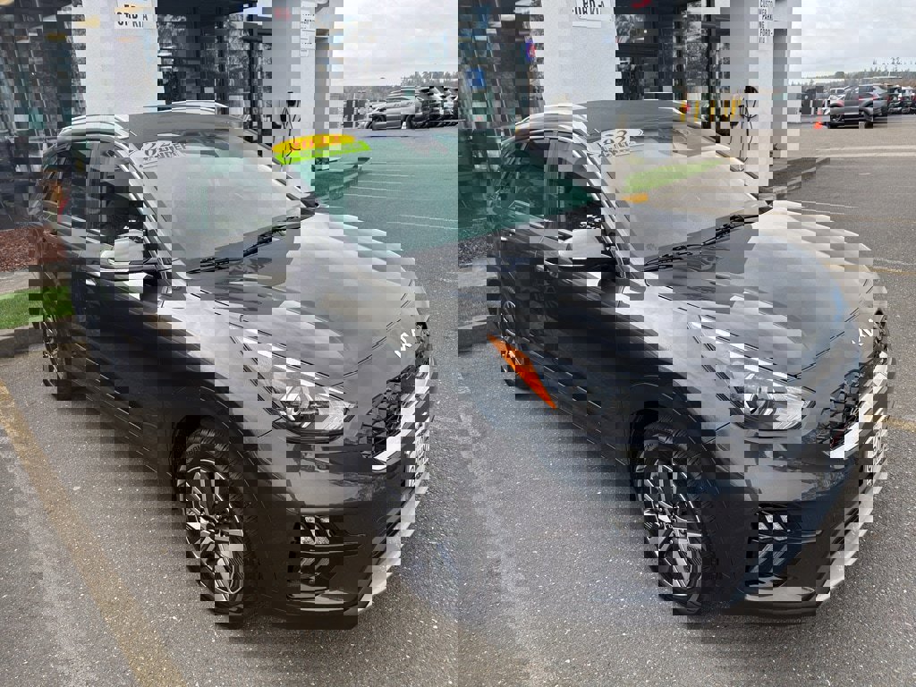 Used 2022 Kia Niro EX image 21