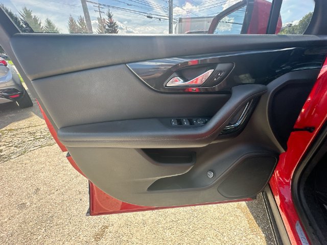 Used 2021 Chevrolet Blazer RS w/ Driver Confidence II Package FWD image 33