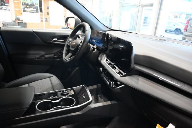 New 2027 Chevrolet Equinox LT w/ Convenience Package II AWD/4WD image 13