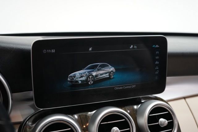 Used 2020 Mercedes-Benz C 300 Sedan image 25