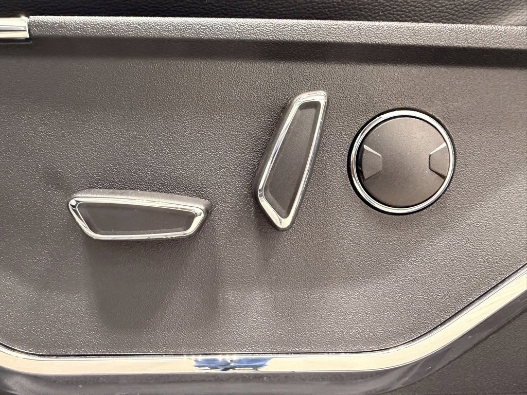 Used 2024 Ford F150 Lariat w/ Equipment Group 502A High image 25