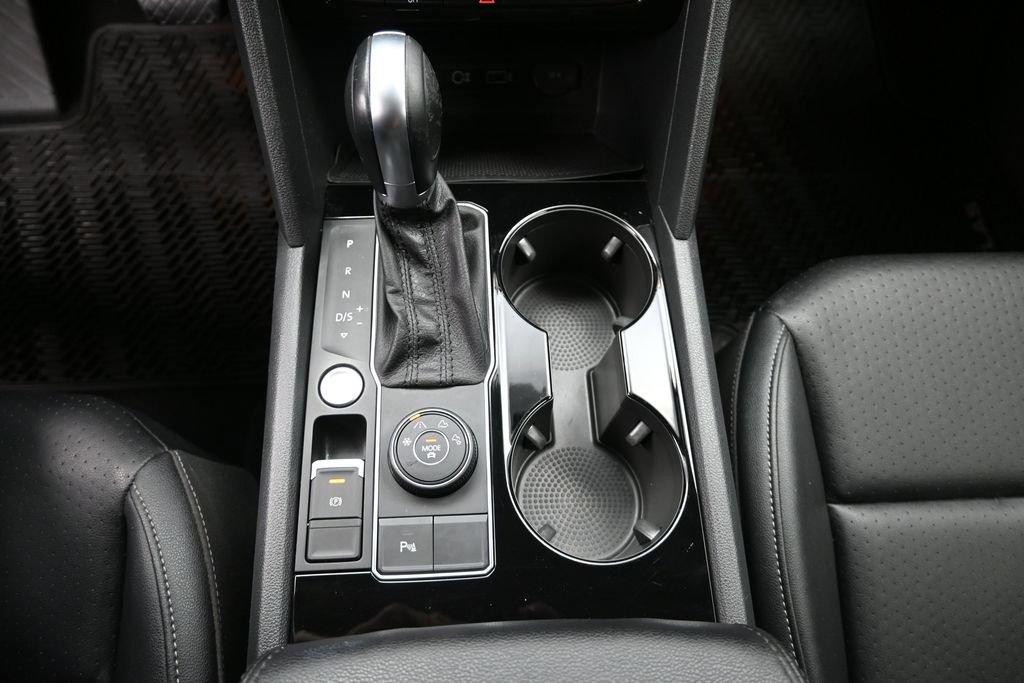Used 2019 Volkswagen Atlas SEL AWD/4WD image 12