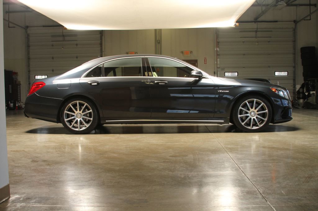 Used 2014 Mercedes-Benz S 63 AMG 4MATIC Sedan w/ Driver Assistance Package image 43
