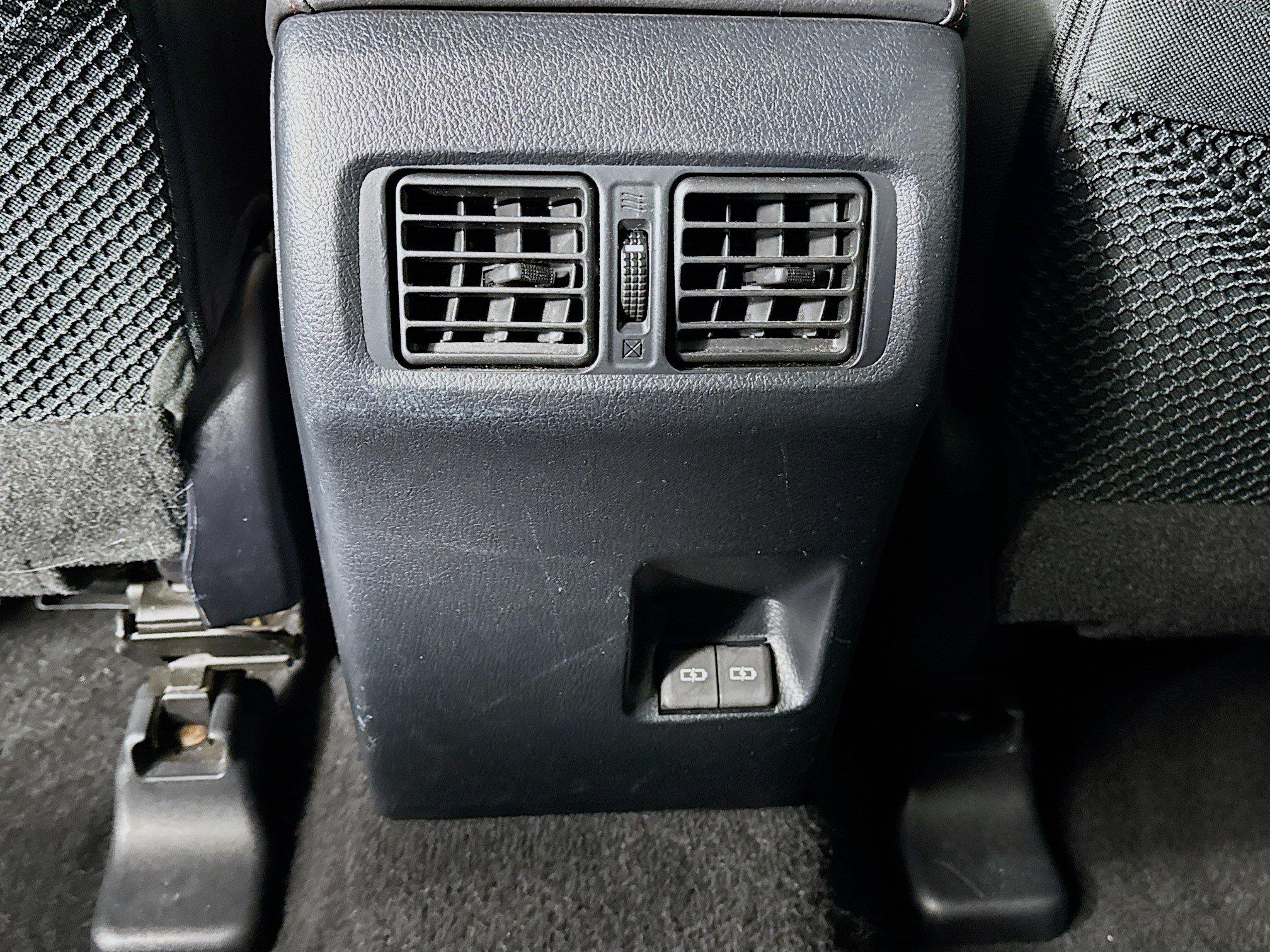 Certified 2024 Toyota 4Runner TRD Off-Road AWD/4WD image 23