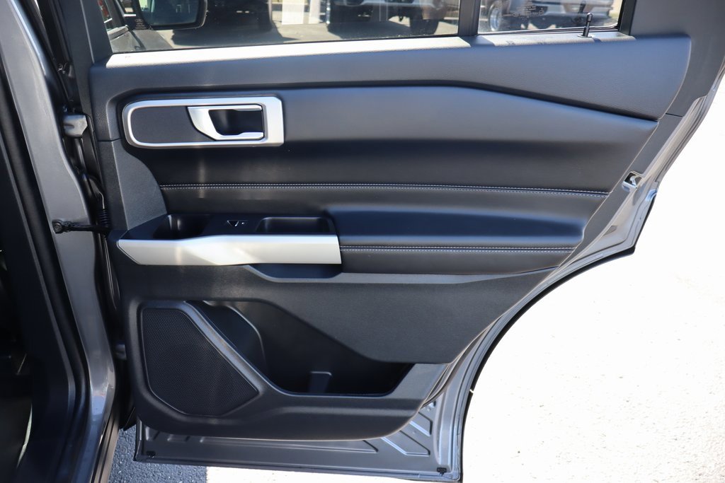 Used 2021 Ford Explorer XLT w/ Class III Trailer Tow Package image 29
