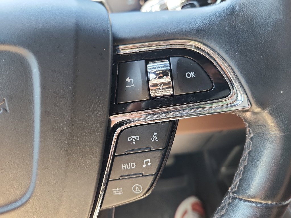 Used 2022 Lincoln Navigator Reserve image 15