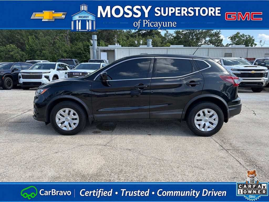 Certified 2020 Nissan Rogue Sport S FWD image 3