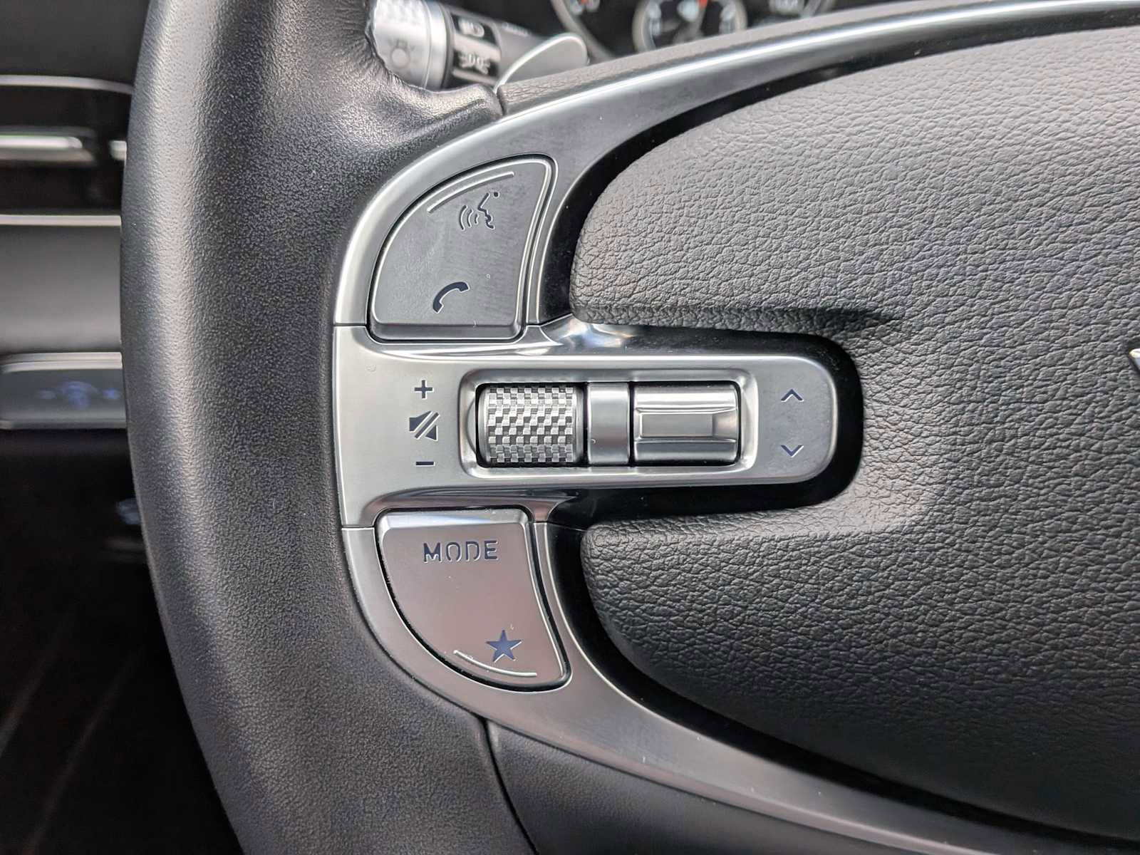 Used 2024 Genesis GV80 3.5T image 25