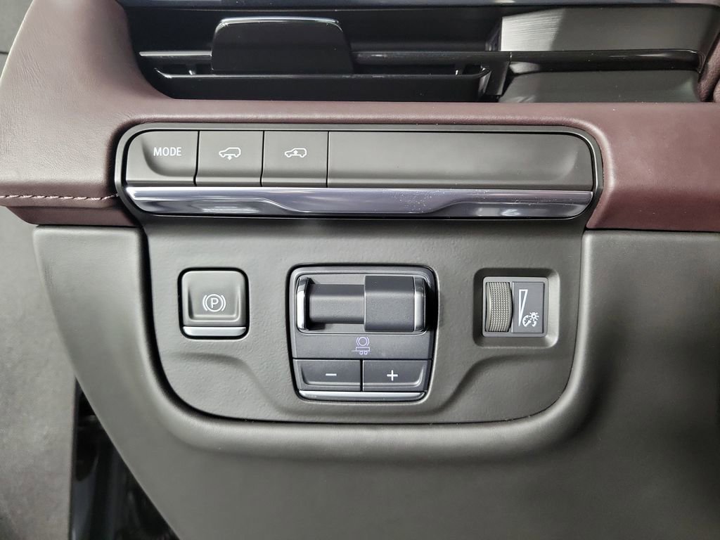 Certified 2021 Cadillac Escalade ESV Premium Luxury Platinum RWD image 32