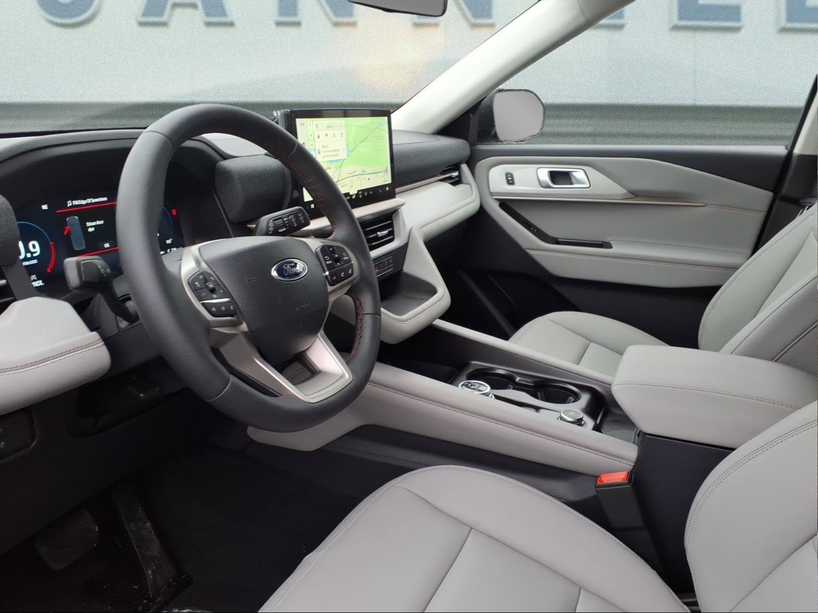New 2026 Ford Explorer Active w/ Active Comfort Package AWD/4WD image 10