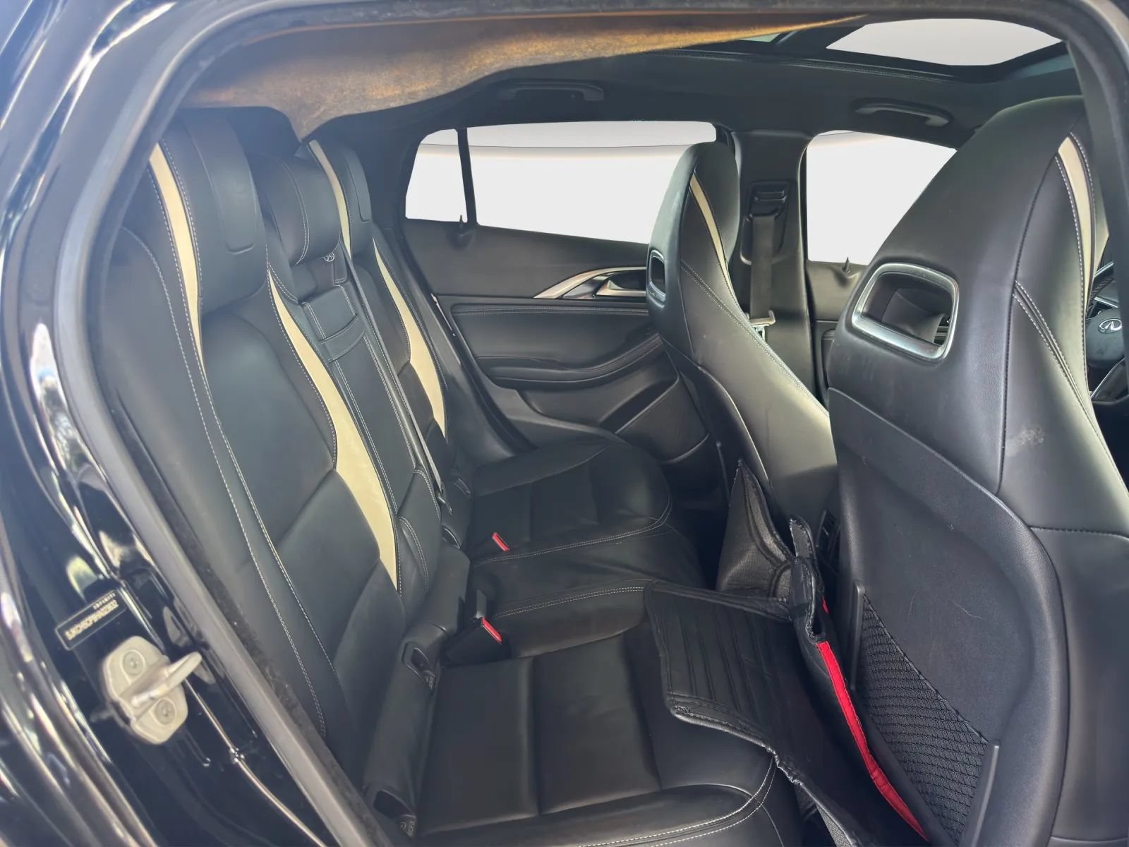 Used 2017 INFINITI QX30 Sport w/ Sport Leather Package FWD image 19