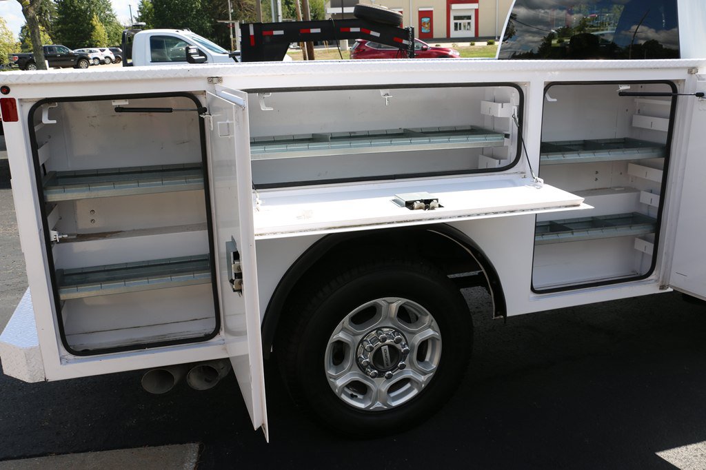 Used 2025 Ford F250 XLT w/ F-250 >10K GVWR Package AWD/4WD image 42