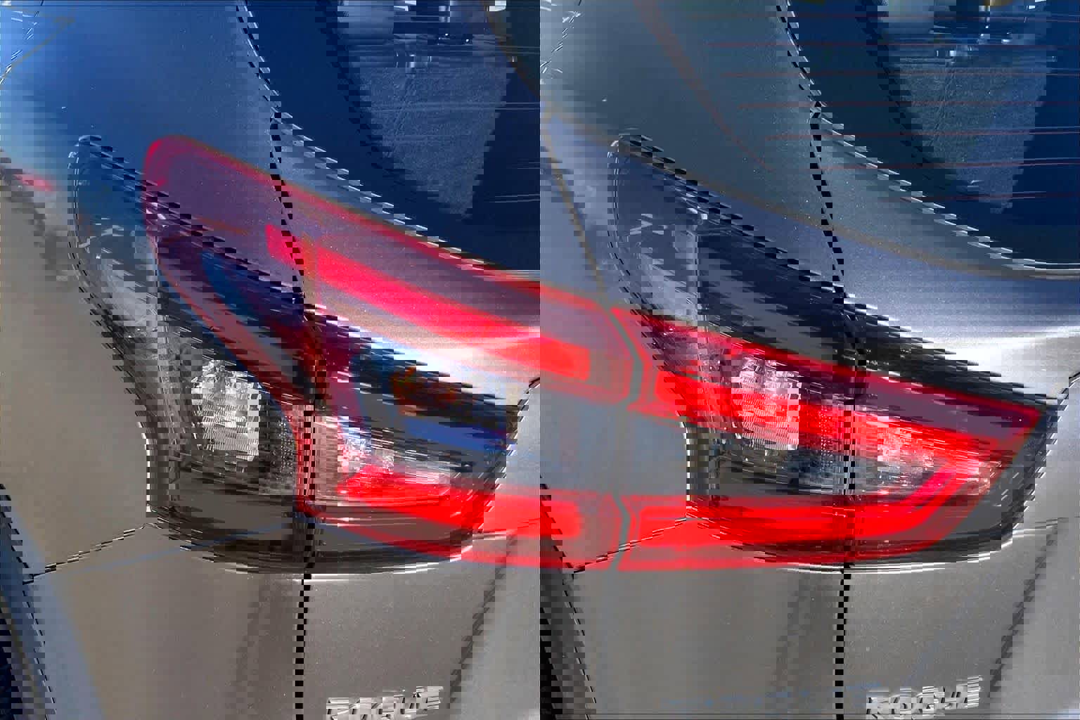 Used 2021 Nissan Rogue Sport SL image 26