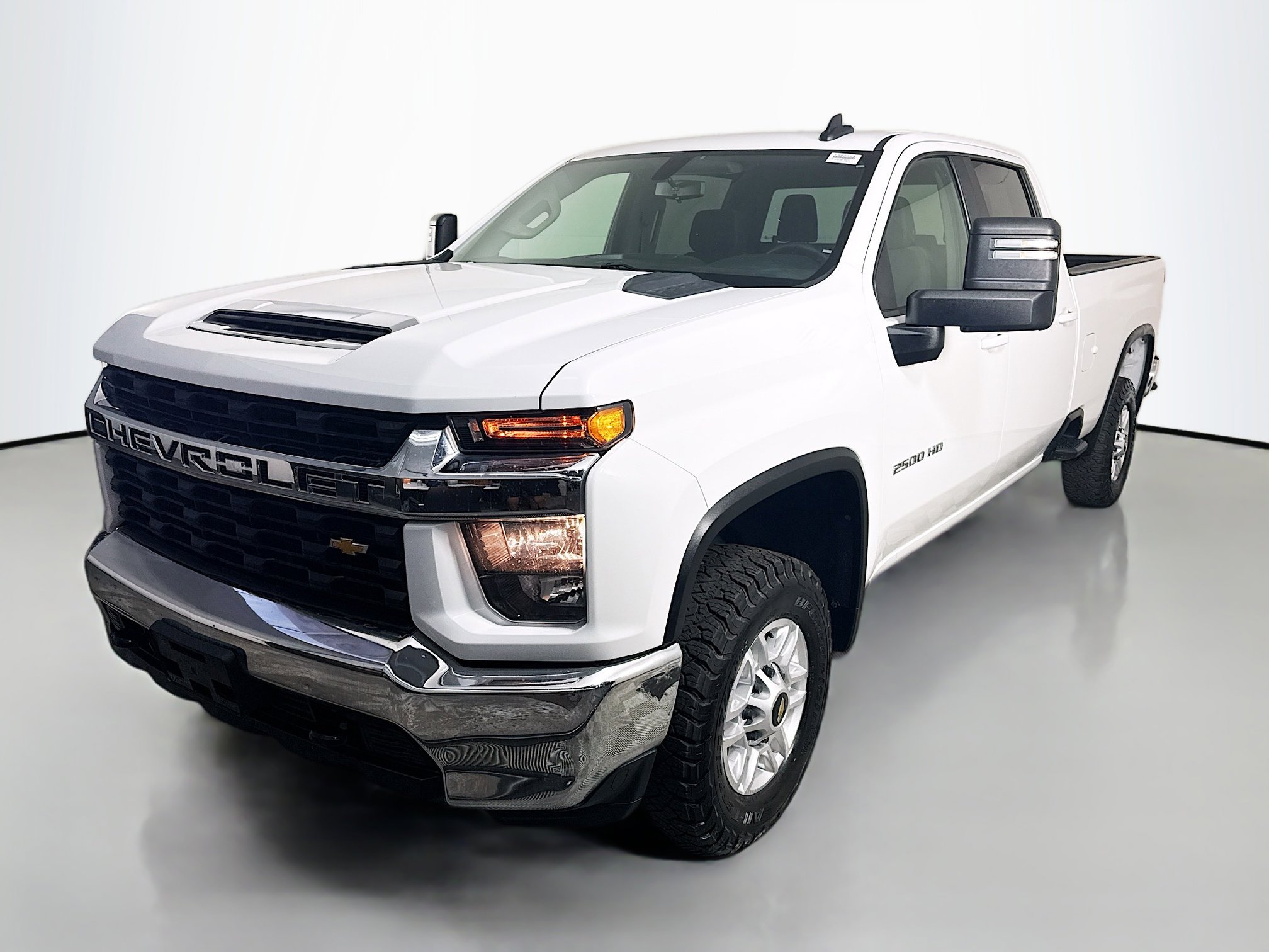 Used 2022 Chevrolet Silverado 2500 LT image 4