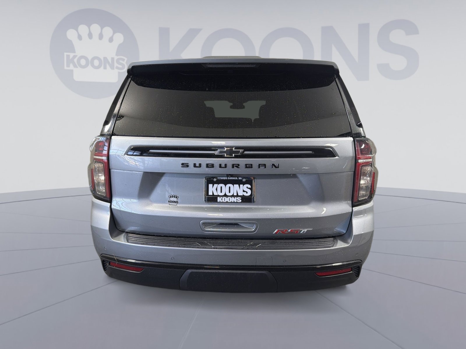 Used 2024 Chevrolet Suburban RST w/ Luxury Package image 5