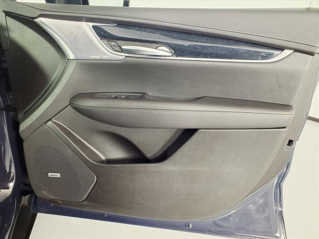 Certified 2025 Cadillac XT5 Premium Luxury FWD image 23
