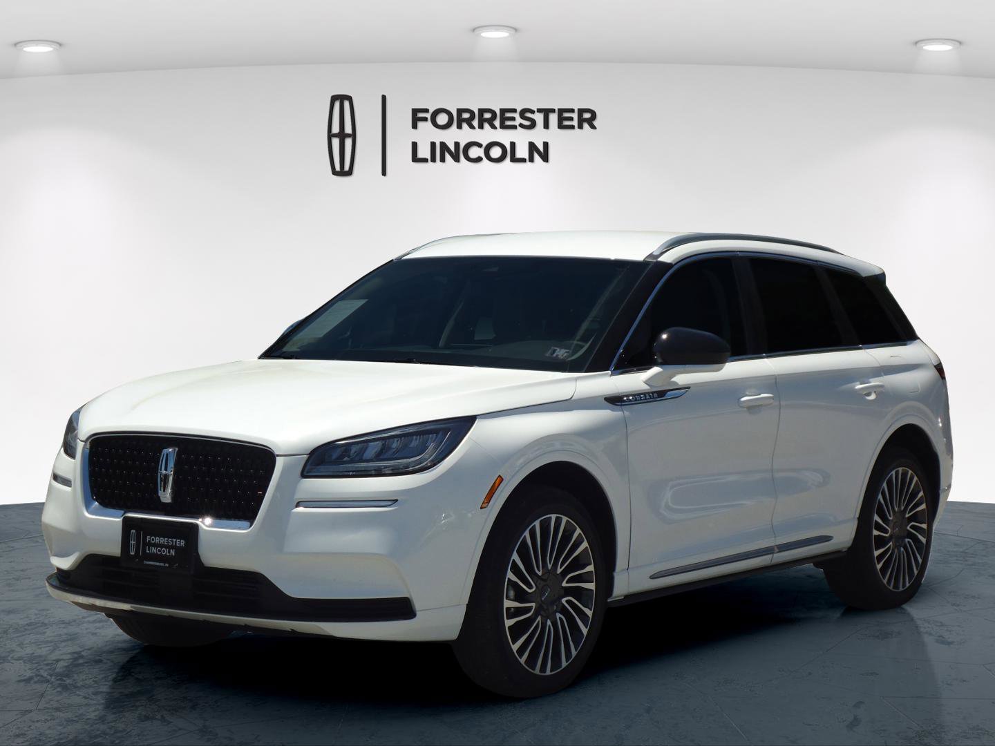 Used 2022 Lincoln Corsair AWD w/ Equipment Group 101A image 7