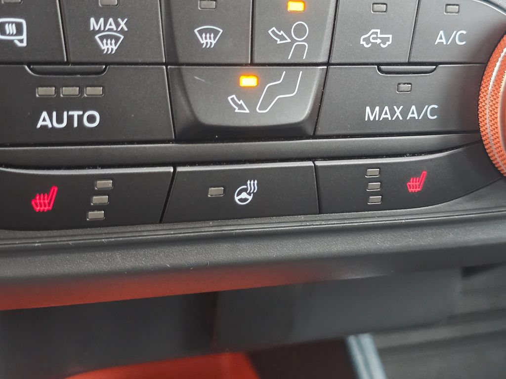 Used 2023 Ford Maverick XLT w/ XLT Luxury Package FWD image 32