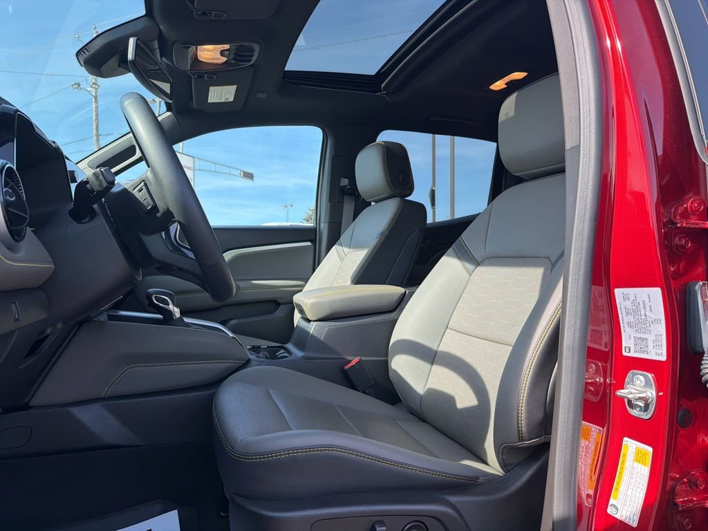 Used 2024 Chevrolet Colorado ZR2 w/ LPO, Flex Utility Package image 9