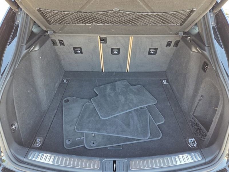 Used 2018 Porsche Macan Sport Edition image 11