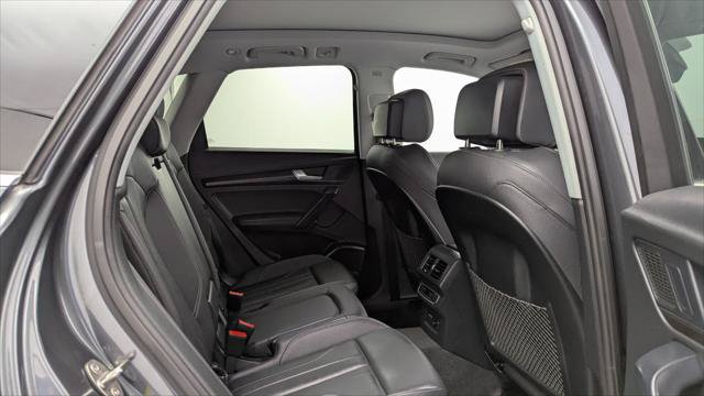 Used 2023 Audi Q5 e Premium Plus w/ Premium Plus Package AWD/4WD image 18