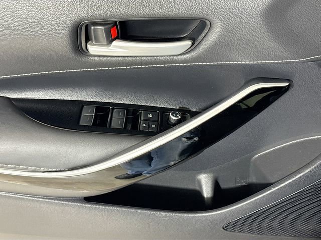 Used 2021 Toyota Corolla XSE image 16