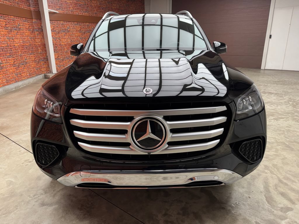 New 2025 Mercedes-Benz GLS 450 4MATIC image 8