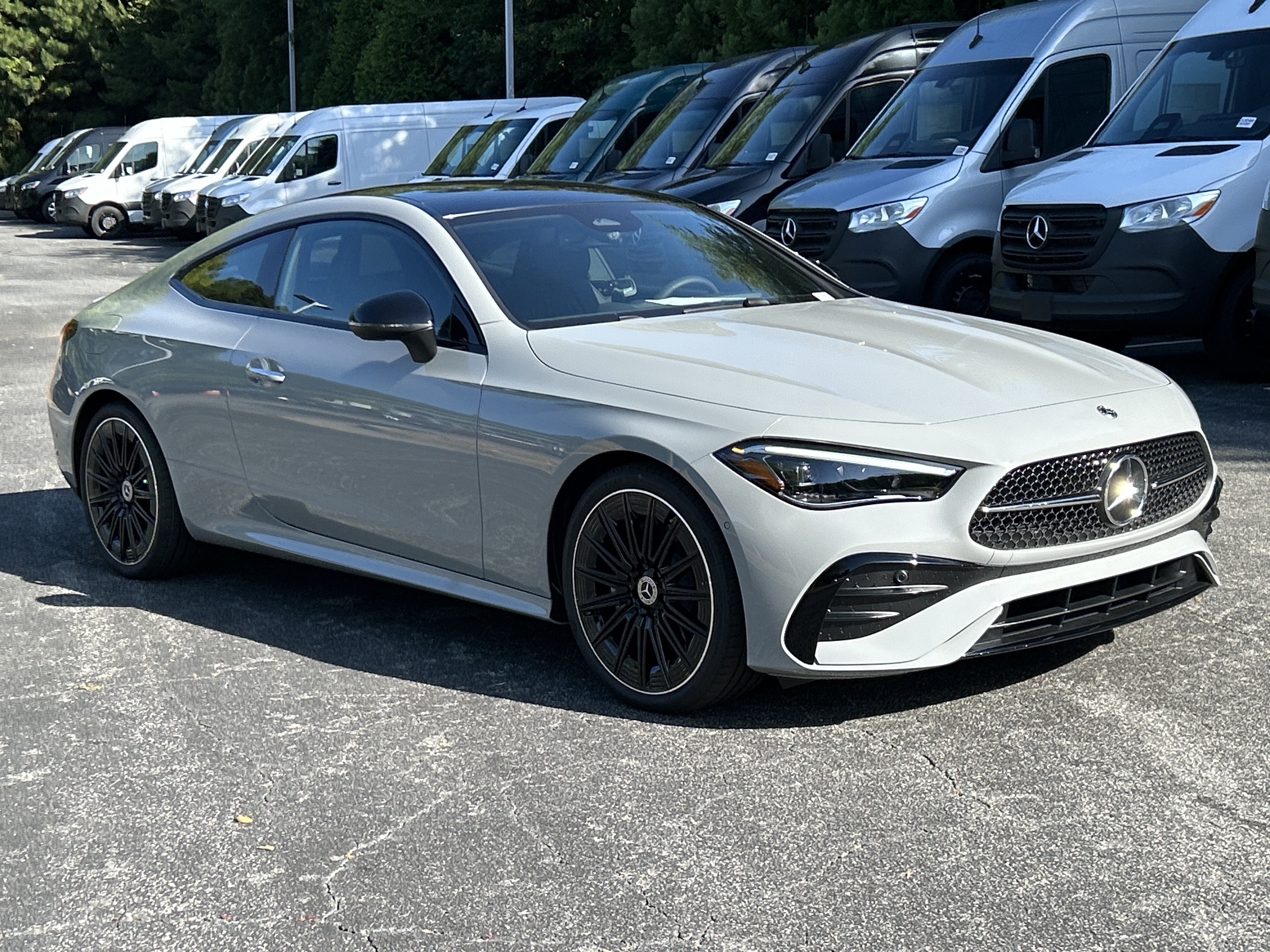 New 2026 Mercedes-Benz CLE 300 4MATIC Coupe image 4