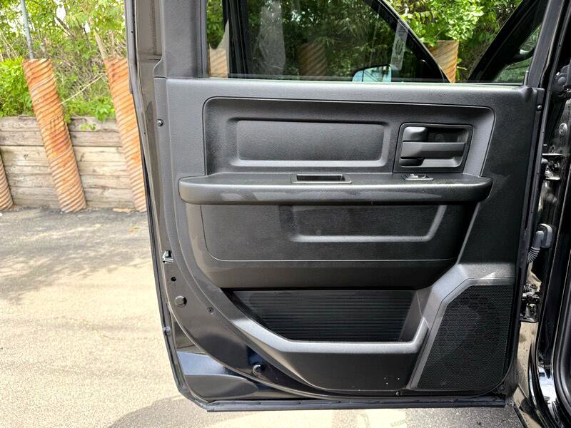 Used 2022 RAM 3500 Tradesman image 31