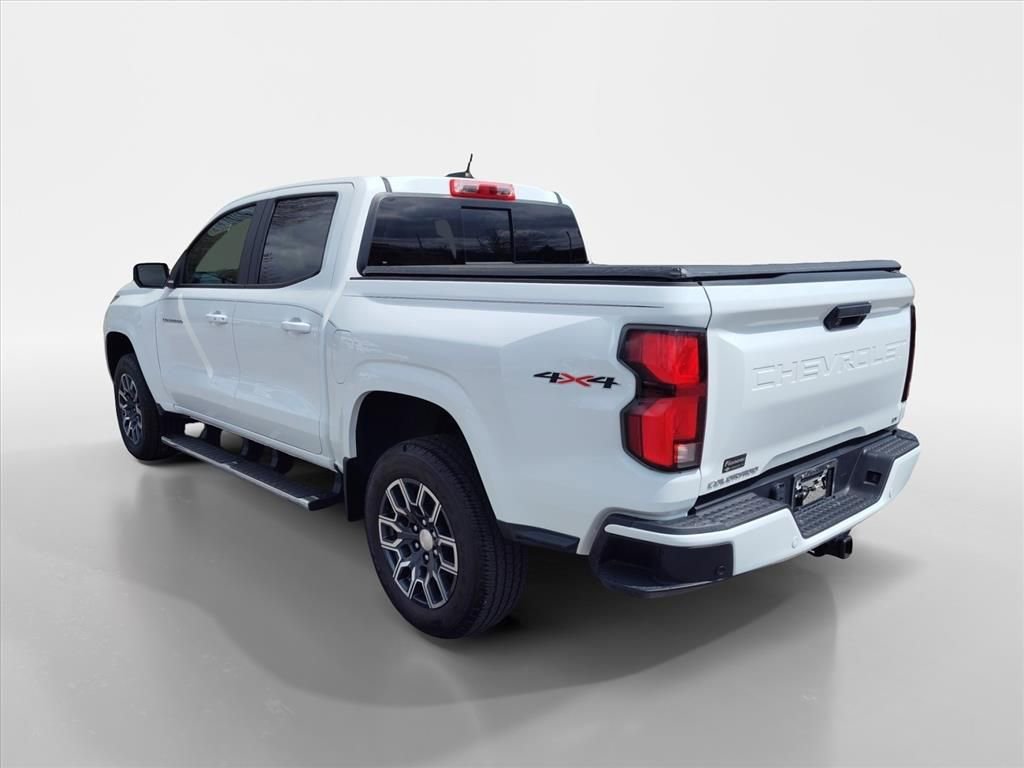 Used 2023 Chevrolet Colorado LT w/ LT Convenience Package III AWD/4WD image 3