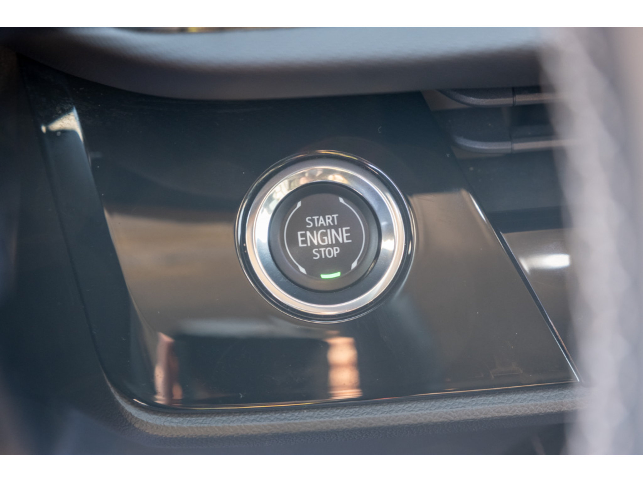 Used 2024 Buick Envision Preferred AWD/4WD image 29