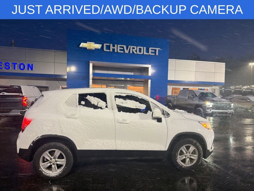 Used 2018 Chevrolet Trax LS image 1