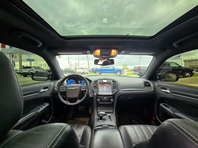 Used 2014 Chrysler 300 S RWD image 13