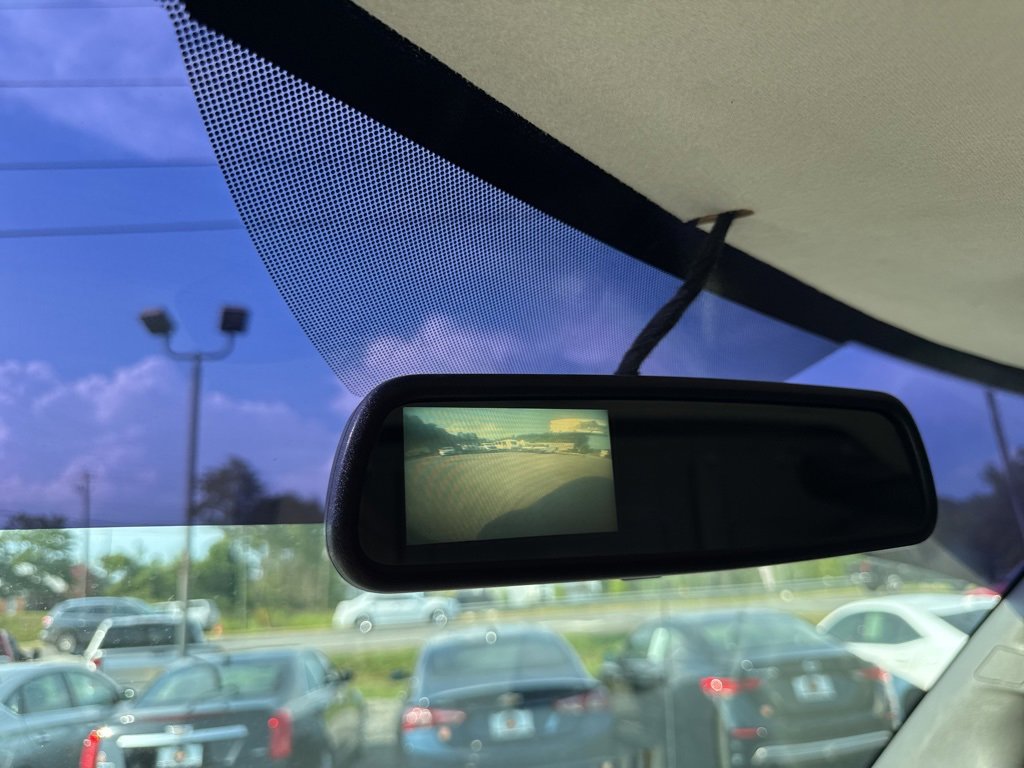 Used 2019 Chevrolet Express 2500 image 4