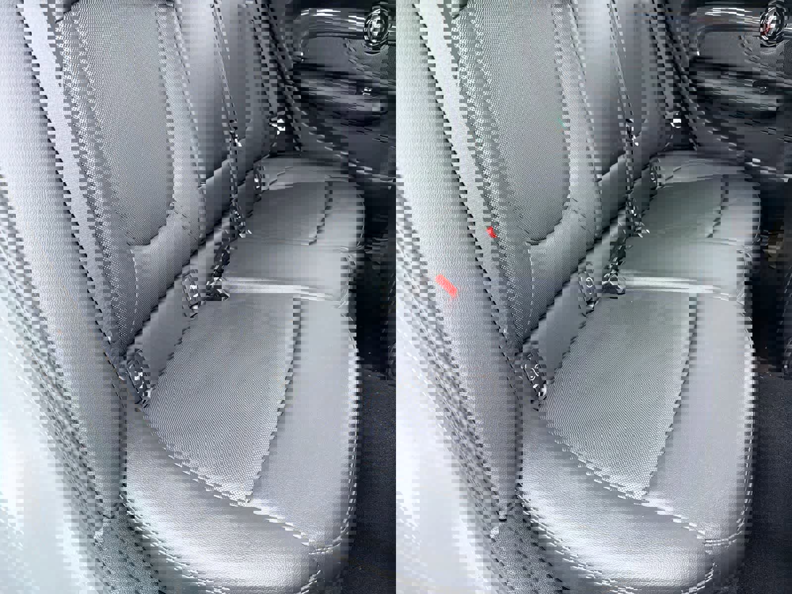 Used 2019 MINI Cooper Clubman S image 21