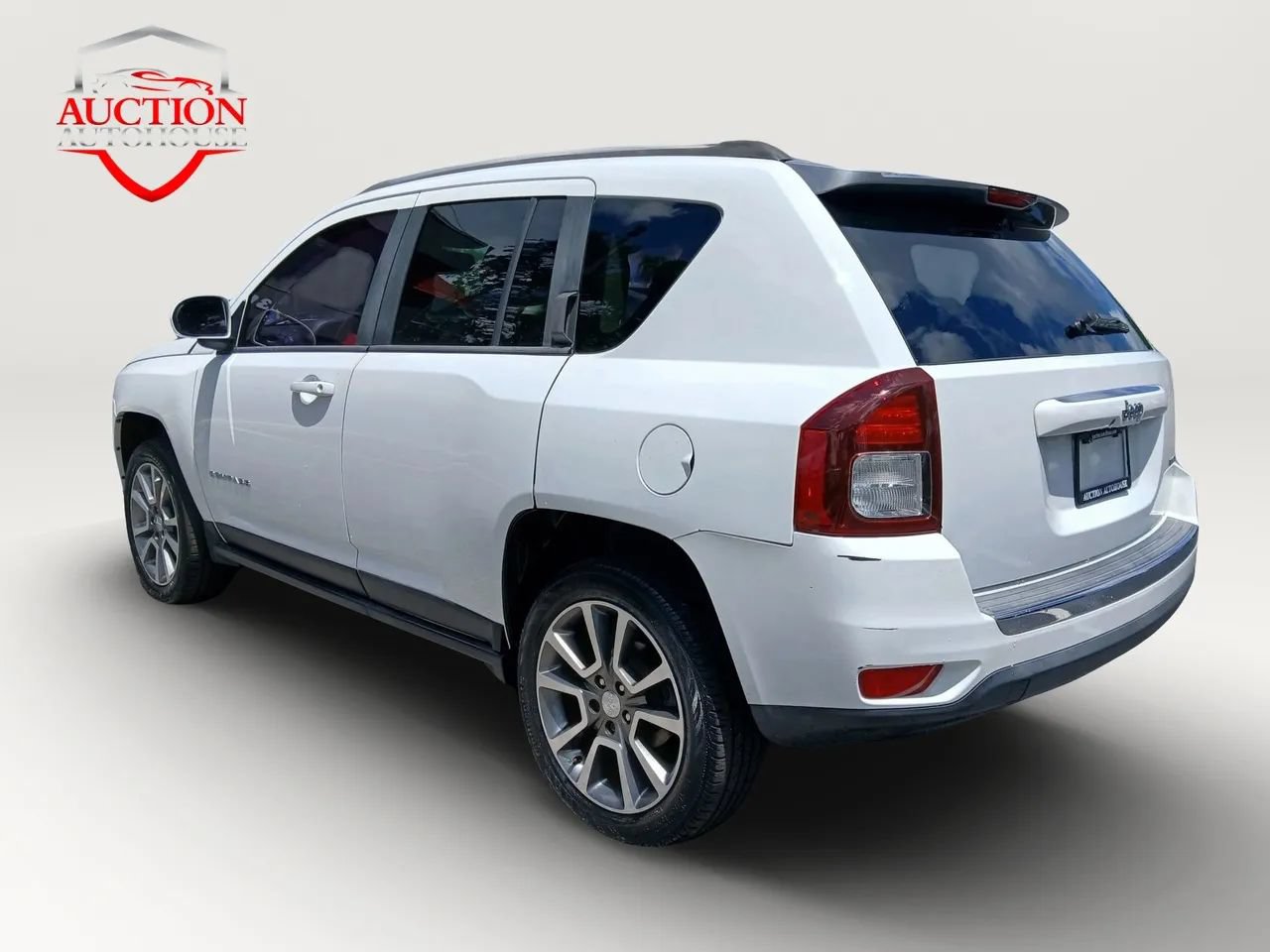 Used 2015 Jeep Compass Limited FWD image 7