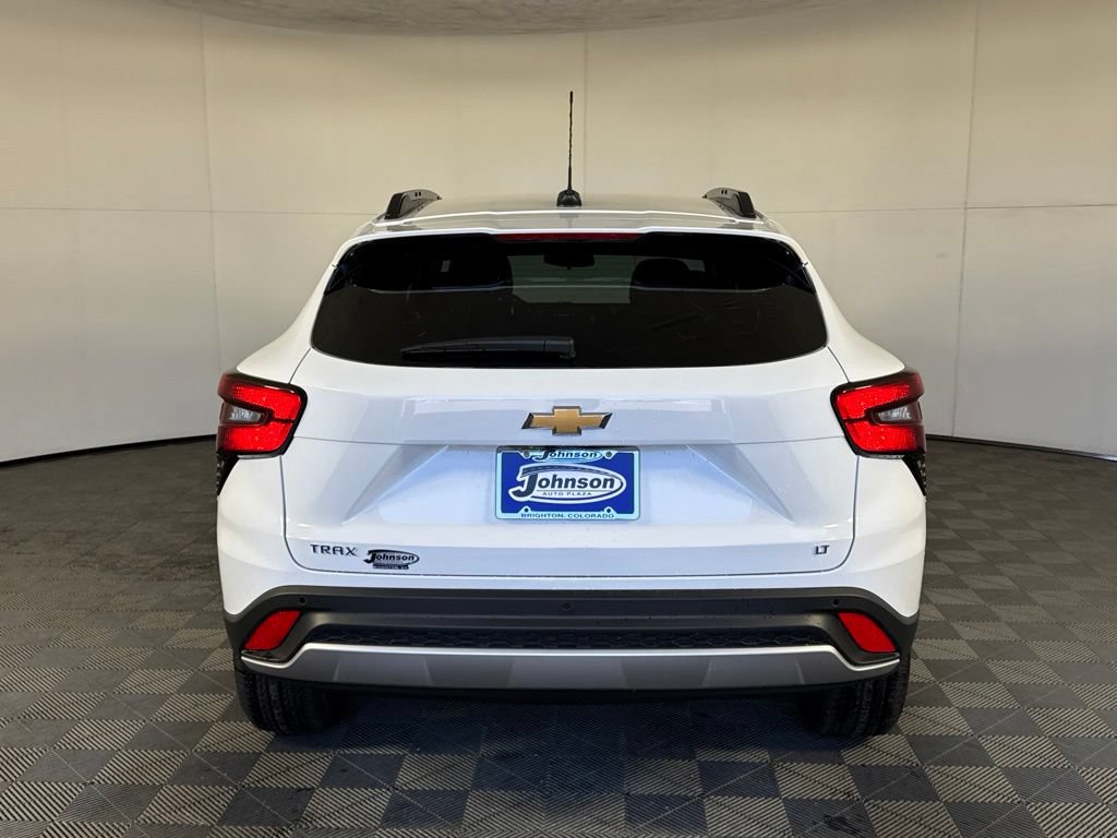 New 2026 Chevrolet Trax LT w/ Driver Confidence Package FWD image 6
