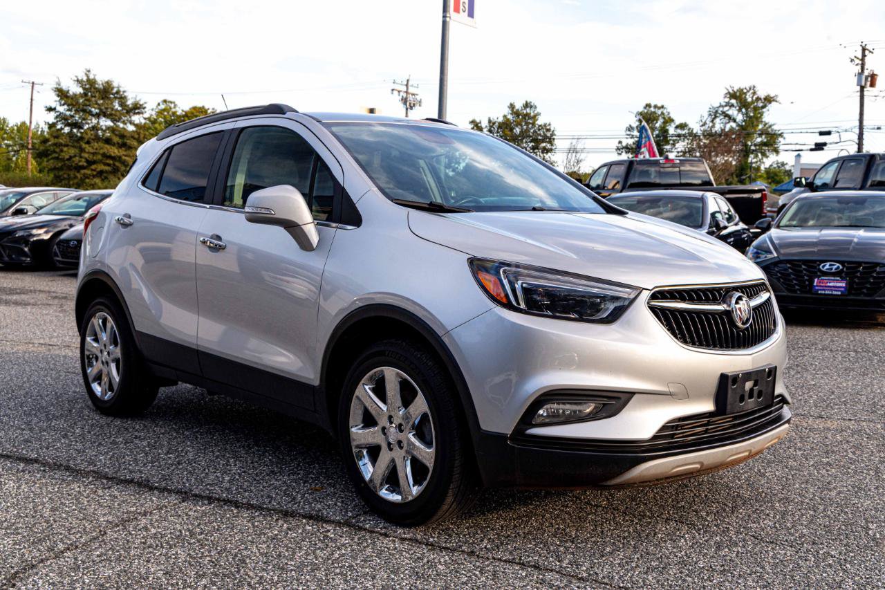 Used 2019 Buick Encore Essence w/ Experience Buick Package AWD/4WD image 8