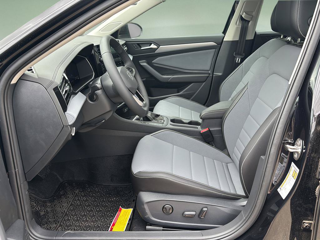 New 2026 Volkswagen Jetta SE FWD image 20