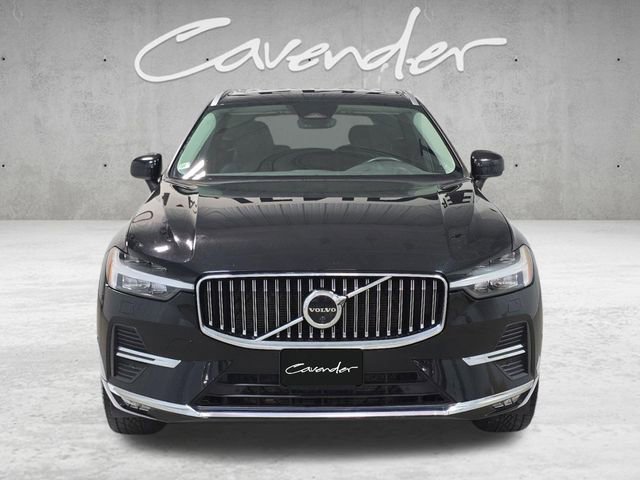 Used 2023 Volvo XC60 B5 Plus AWD/4WD image 18