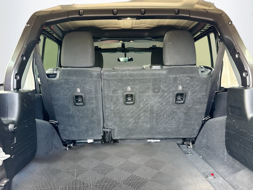 Used 2019 Jeep Wrangler Unlimited Sport S AWD/4WD image 28