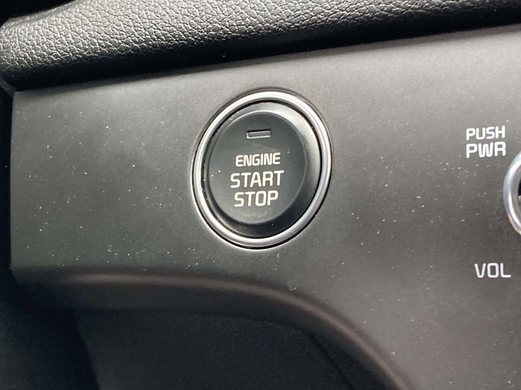 Used 2020 Kia Sportage S w/ S FWD Sunroof Package image 26