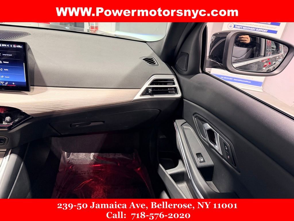 Used 2025 BMW 330i xDrive Sedan image 21