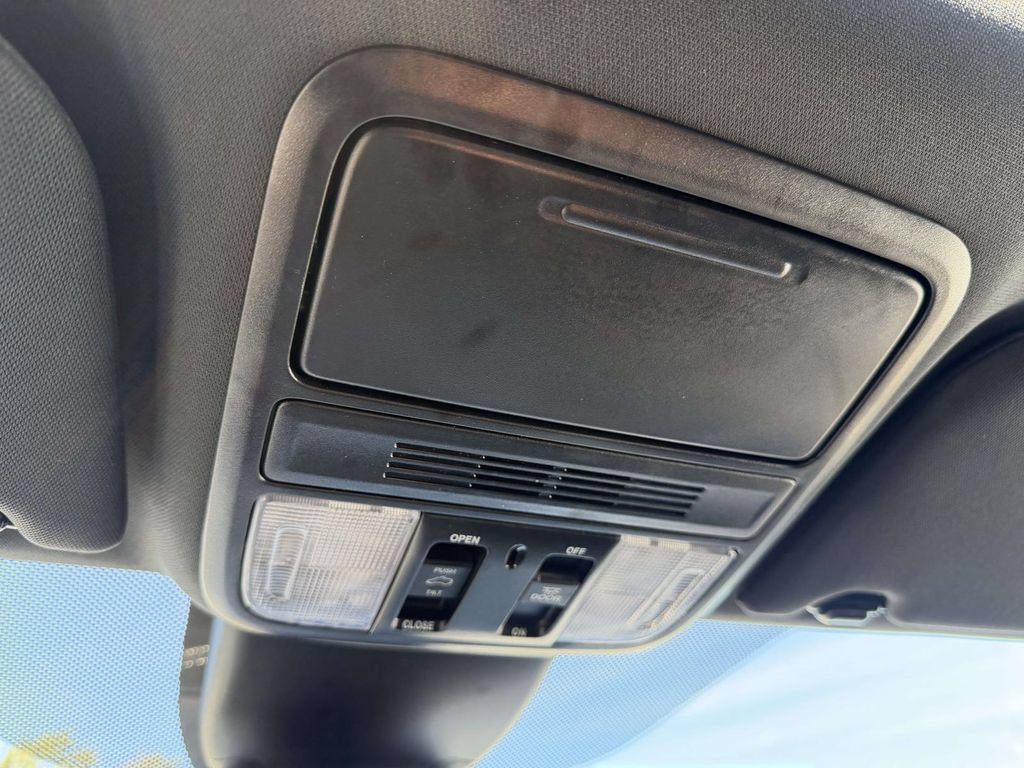 Used 2024 Honda Odyssey Sport image 30