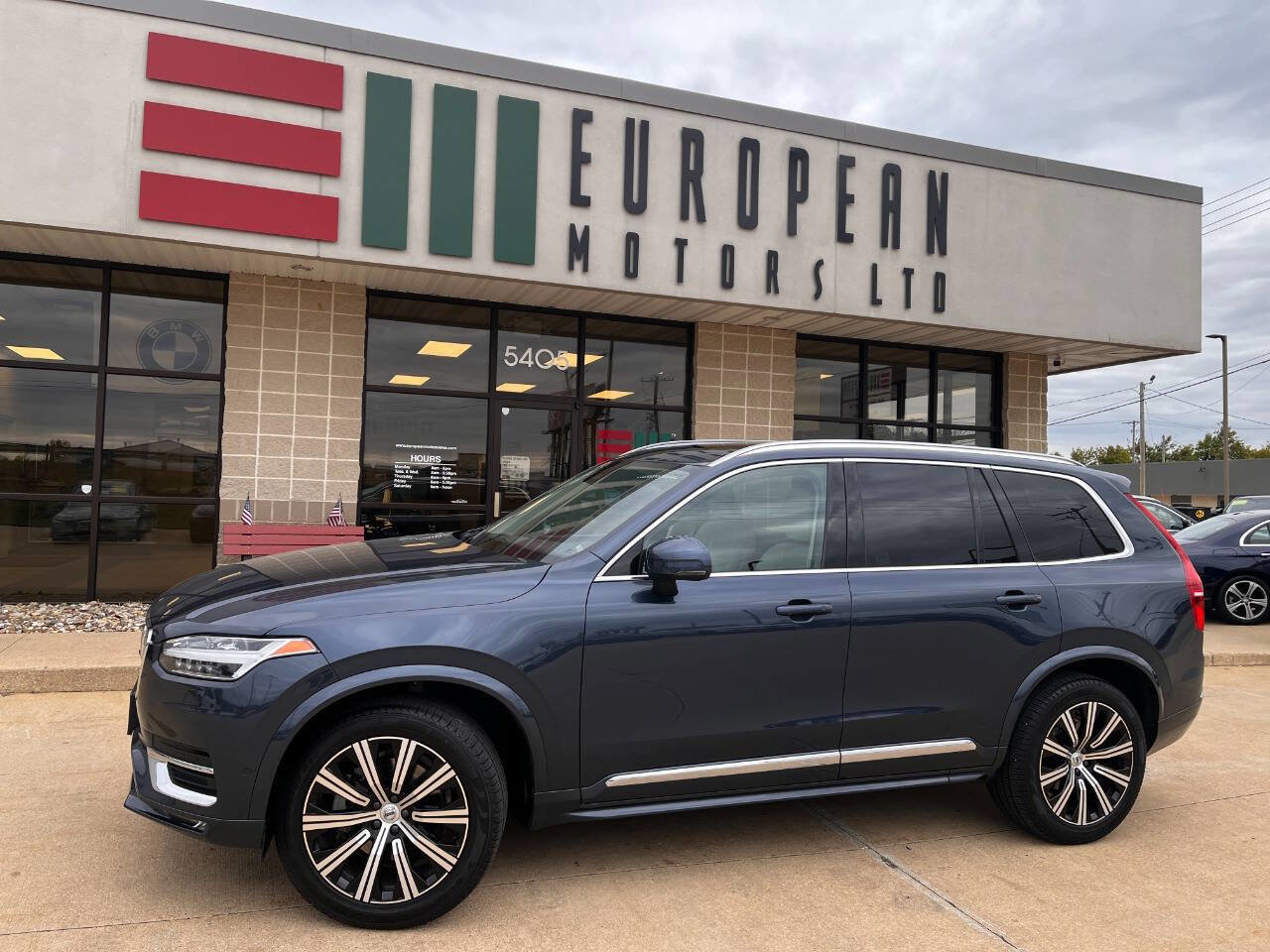 Used 2023 Volvo XC90 B6 Plus w/ Protection Package Premier image 1