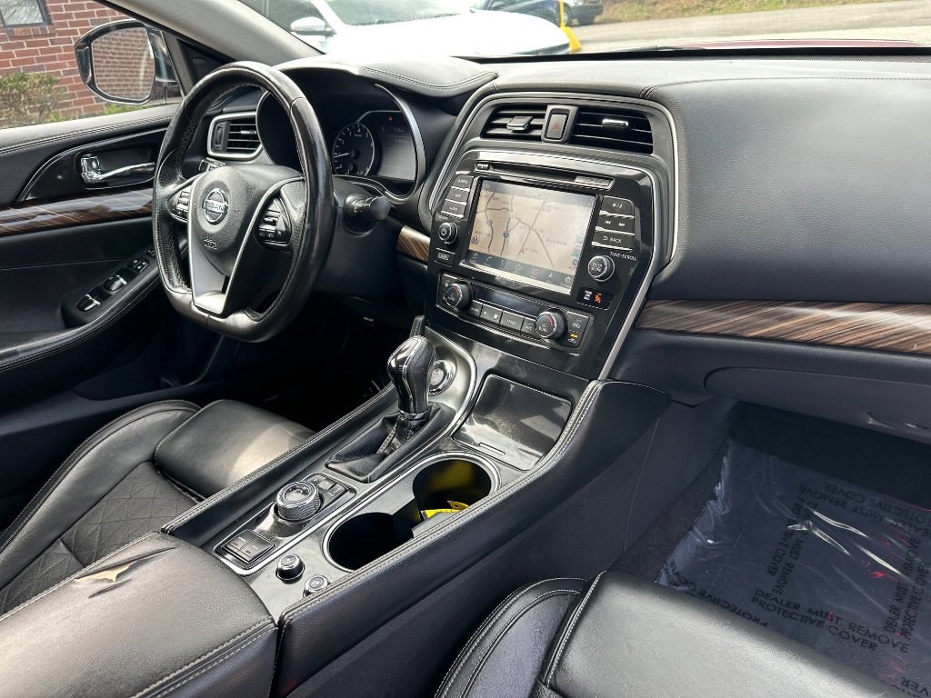 Used 2018 Nissan Maxima Platinum w/ Interior Lighting Package image 23