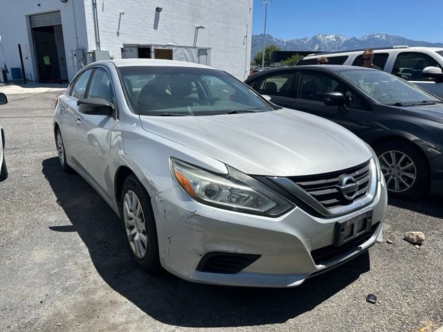 Used 2016 Nissan Altima 2.5 S w/ Power Driver Seat Package FWD image 4